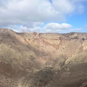 lanzarote-trekking-nel-parco-naturale-di-timanfaya13